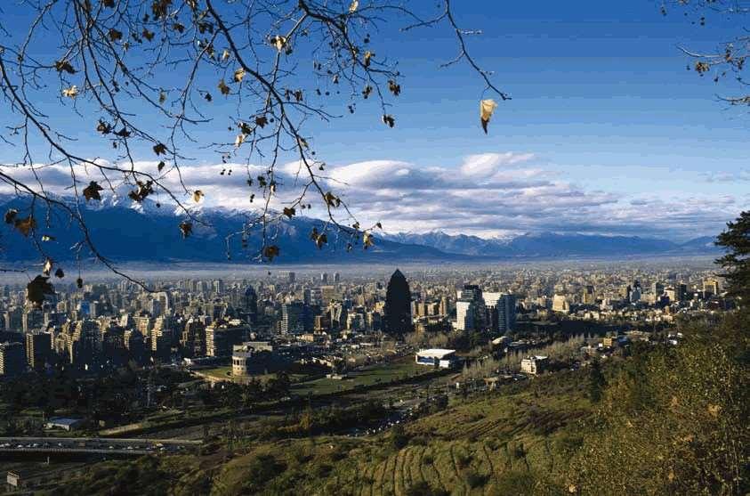Nh Collection Plaza Santiago Ξενοδοχείο Εξωτερικό φωτογραφία View of Santiago skyline from the park