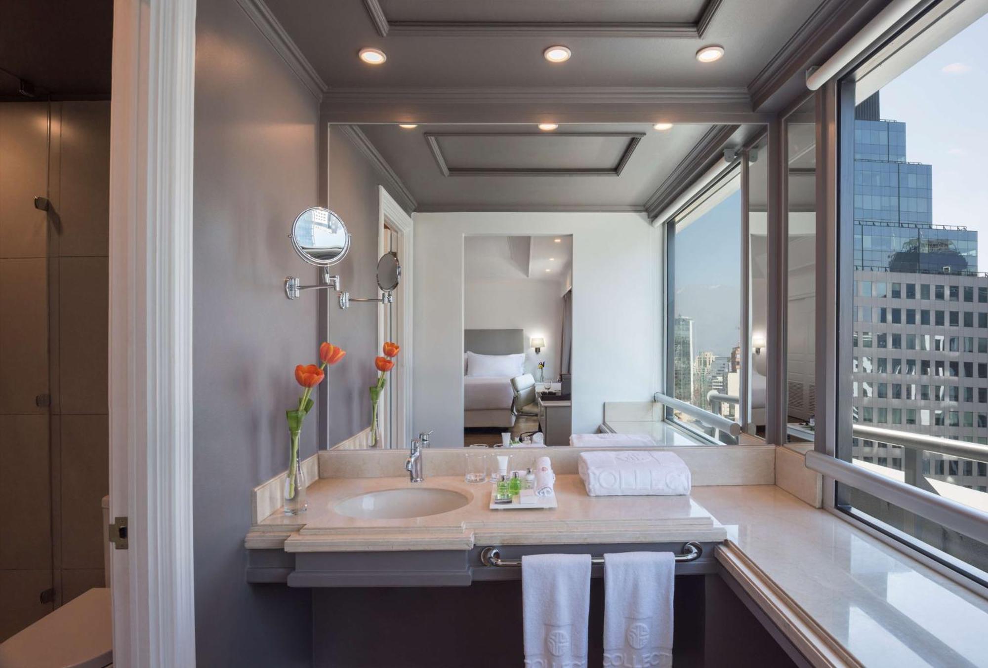 Nh Collection Plaza Santiago Ξενοδοχείο Εξωτερικό φωτογραφία Bathroom