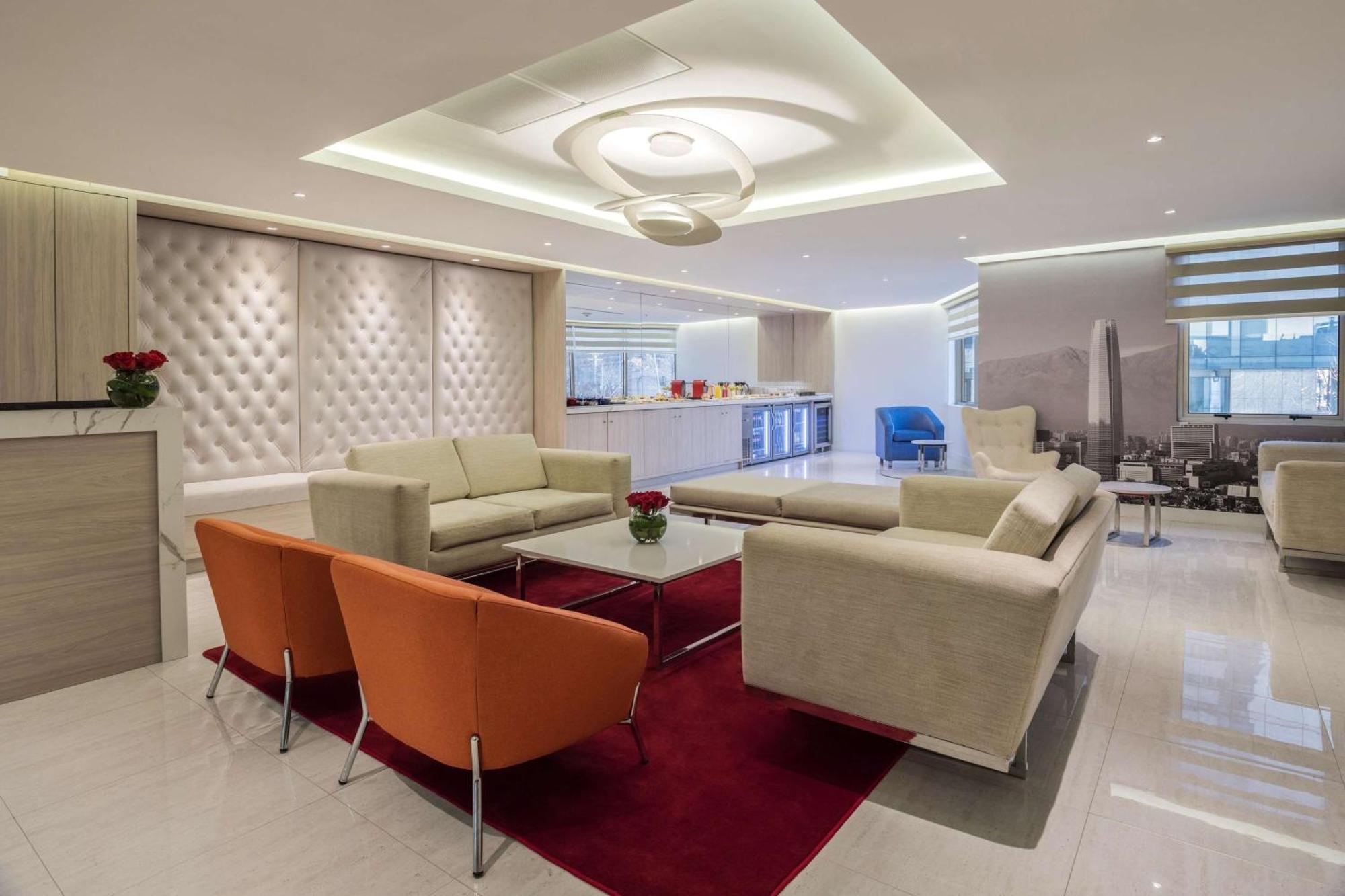 Nh Collection Plaza Santiago Ξενοδοχείο Εξωτερικό φωτογραφία The interior of the club